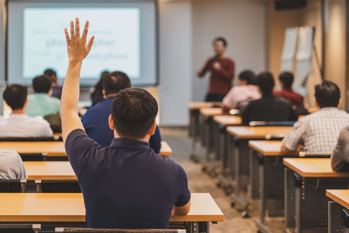 Modules de sensibilisation aux TCA pour les professionnels de l'éducation